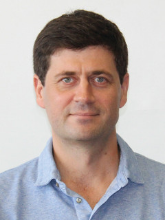 Dr. Denis Volkov